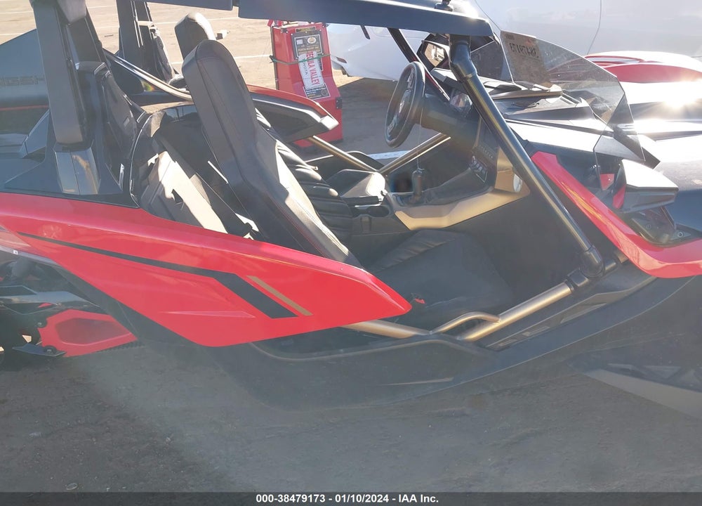 2022 POLARIS SLINGSHOT VIN: 57XAALGD8N8153978