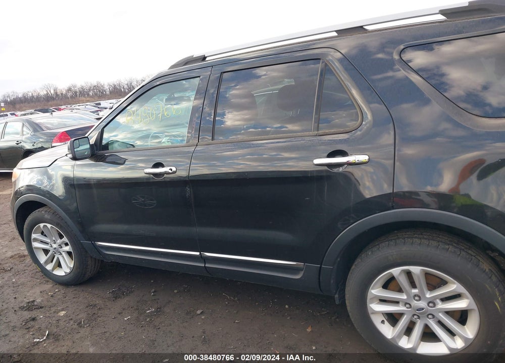 2014 FORD EXPLORER XLT VIN: 1FM5K8D85EGA16736