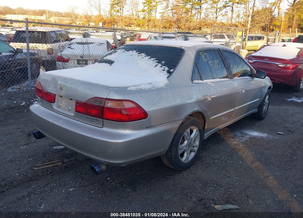 1998 HONDA ACCORD VIN: 1HGCG1654WA030740