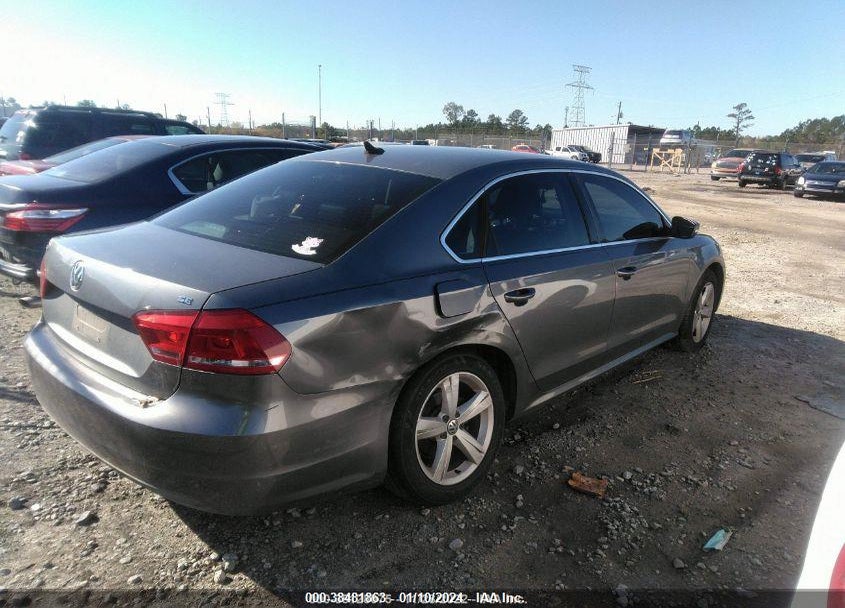 2013 VOLKSWAGEN PASSAT 2.5L SE VIN: 1VWBP7A30DC075319