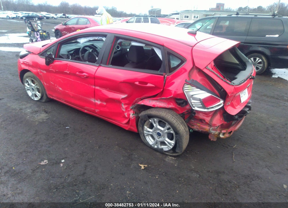 2015 FORD FIESTA VIN: 3FADP4EJ3FM111496