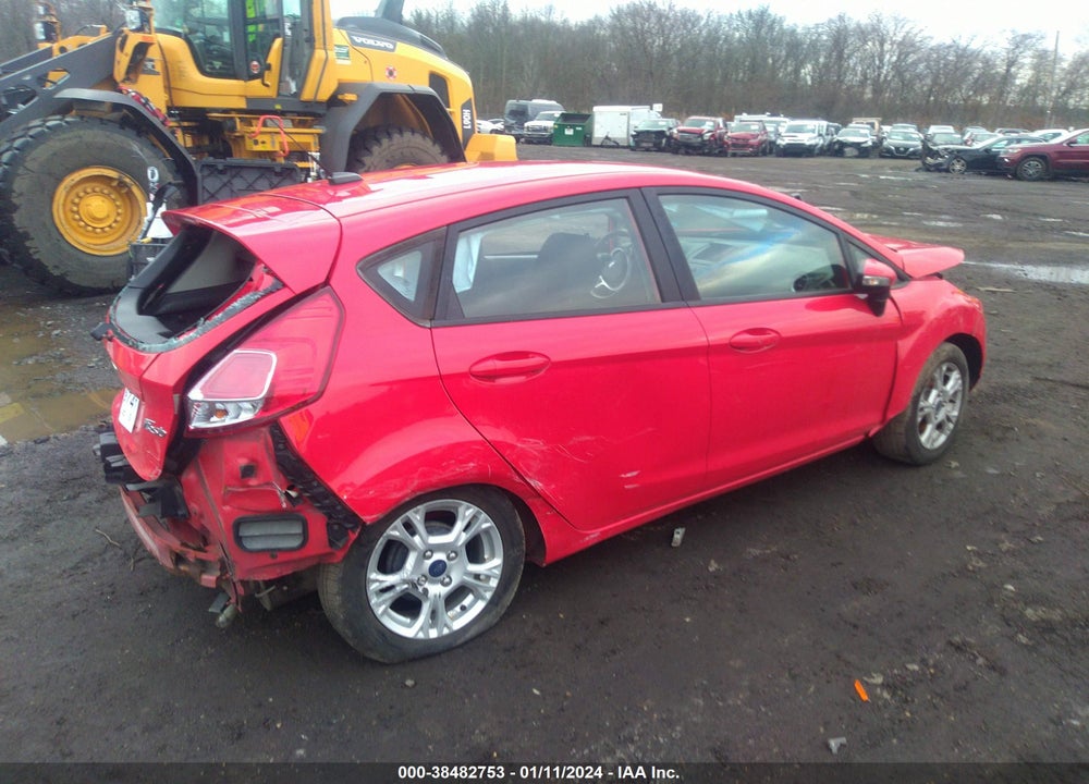 2015 FORD FIESTA VIN: 3FADP4EJ3FM111496