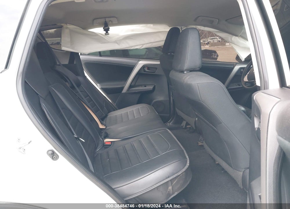 2017 TOYOTA RAV4 LE VIN: 2T3BFREV5HW542735
