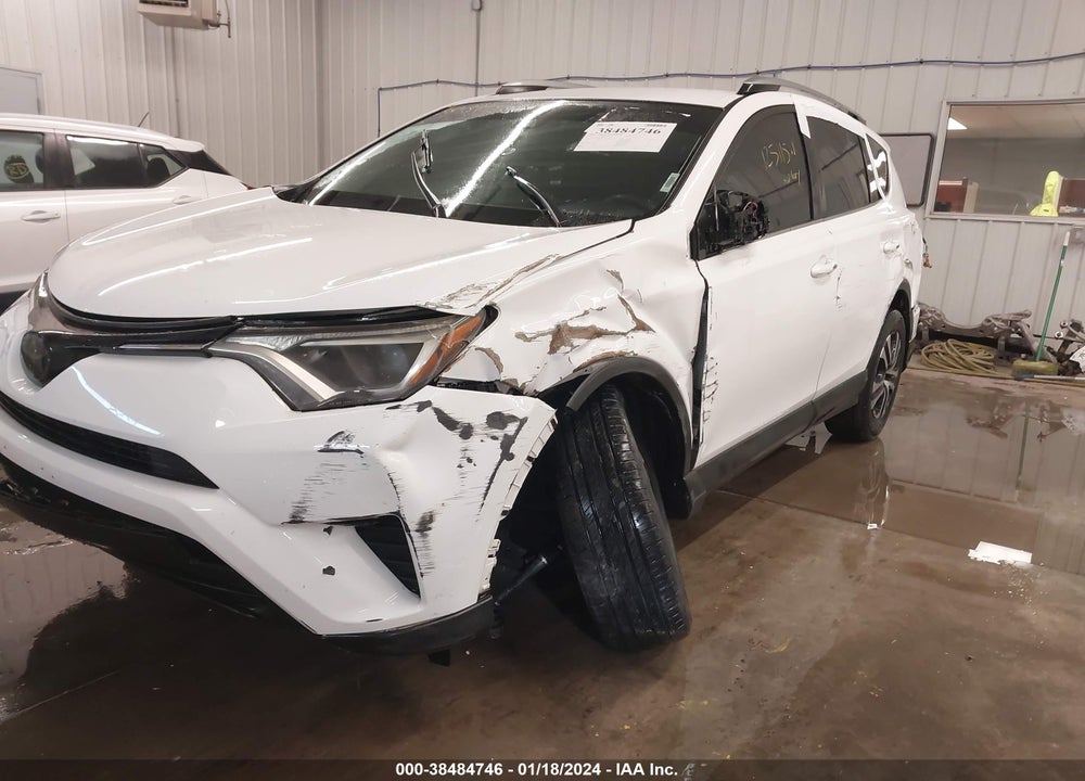 2017 TOYOTA RAV4 LE VIN: 2T3BFREV5HW542735