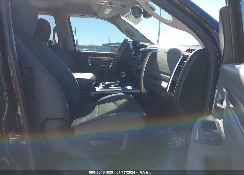 2013 RAM 1500 SLT VIN: 1C6RR7LT6DS526498