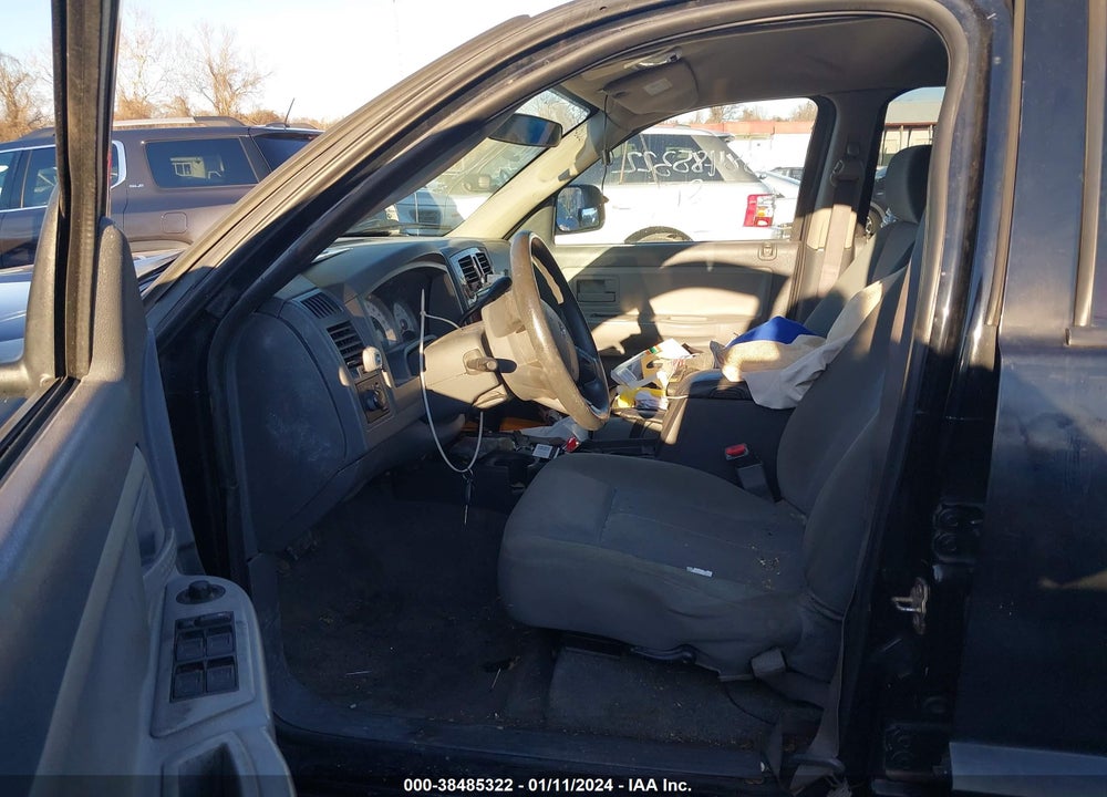 2005 DODGE DAKOTA SLT VIN: 1D7HE48N65S183076