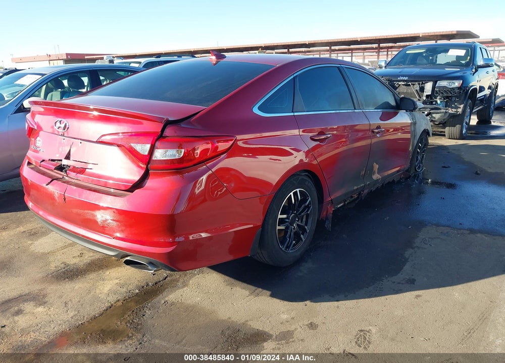 2015 HYUNDAI SONATA SE VIN: 5NPE24AF3FH191743