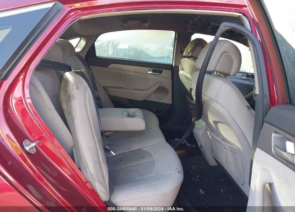 2015 HYUNDAI SONATA SE VIN: 5NPE24AF3FH191743