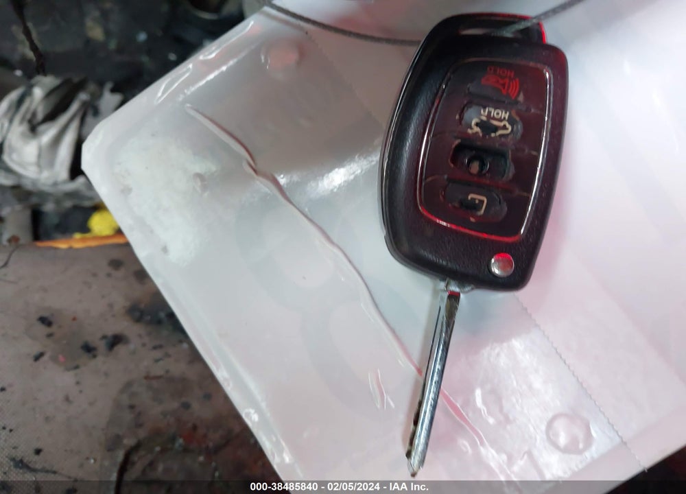 2015 HYUNDAI SONATA SE VIN: 5NPE24AF3FH191743