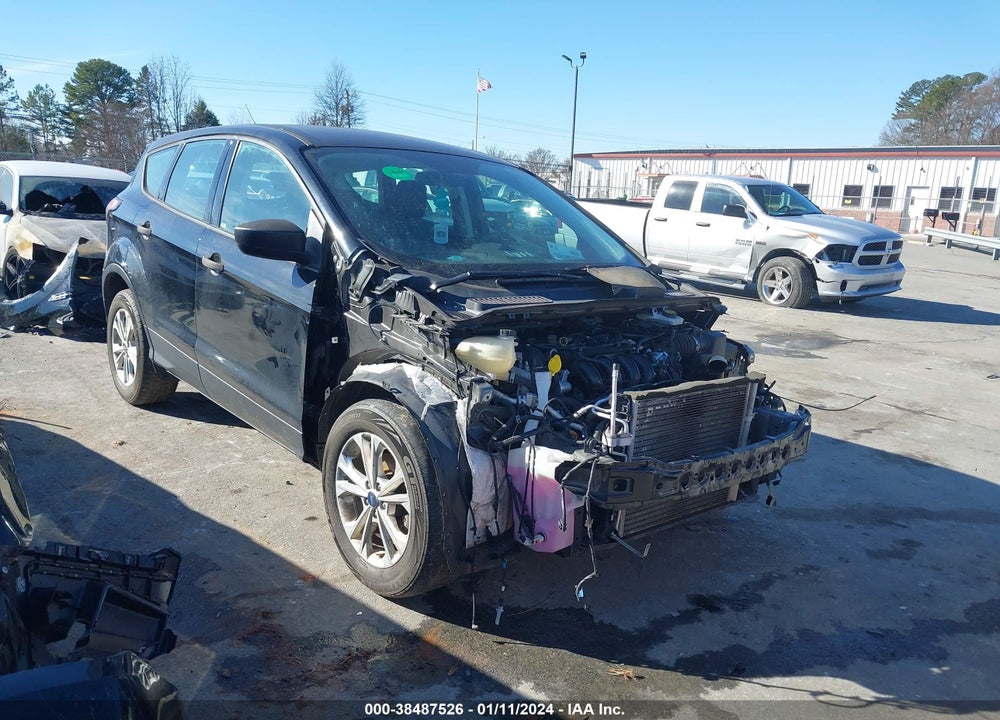 2018 FORD ESCAPE S VIN: 1FMCU0F72JUC26553