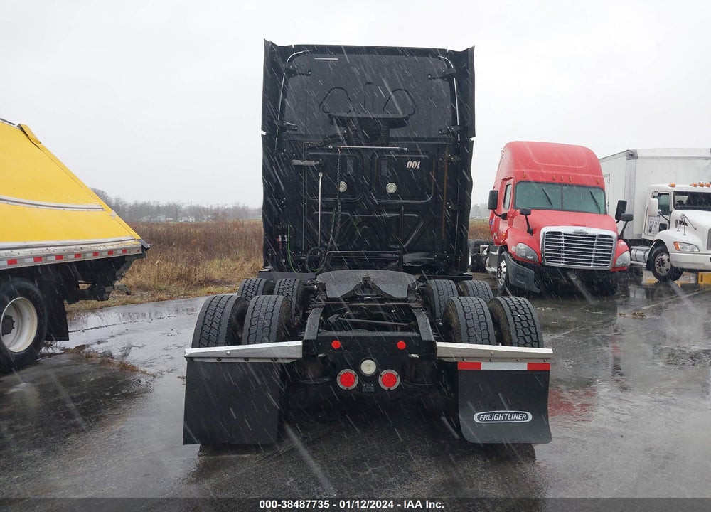 2017 FREIGHTLINER CASCADIA 125 VIN: 3AKJGLDR7HSHV5098