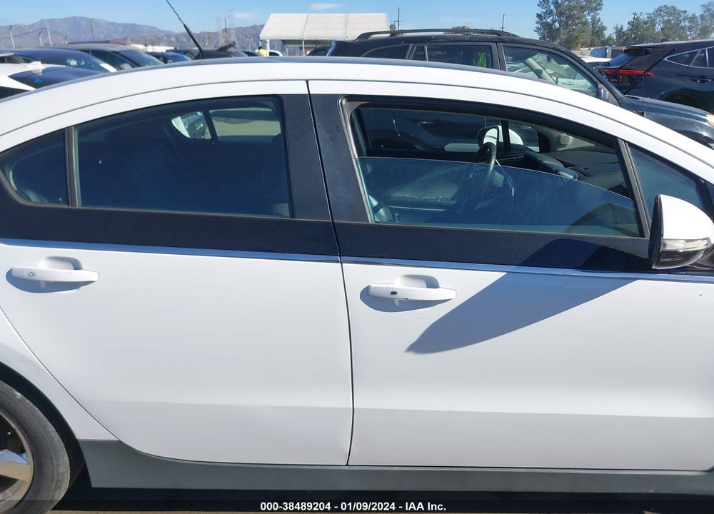 2012 CHEVROLET VOLT VIN: 1G1RH6E42CU126879