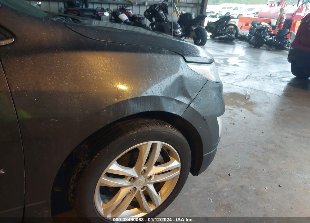 2018 CHEVROLET EQUINOX PREMIER VIN: 2GNAXNEX2J6316857