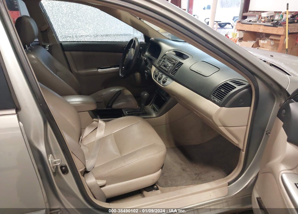 2005 TOYOTA CAMRY SE V6 VIN: 4T1BA32K85U055037