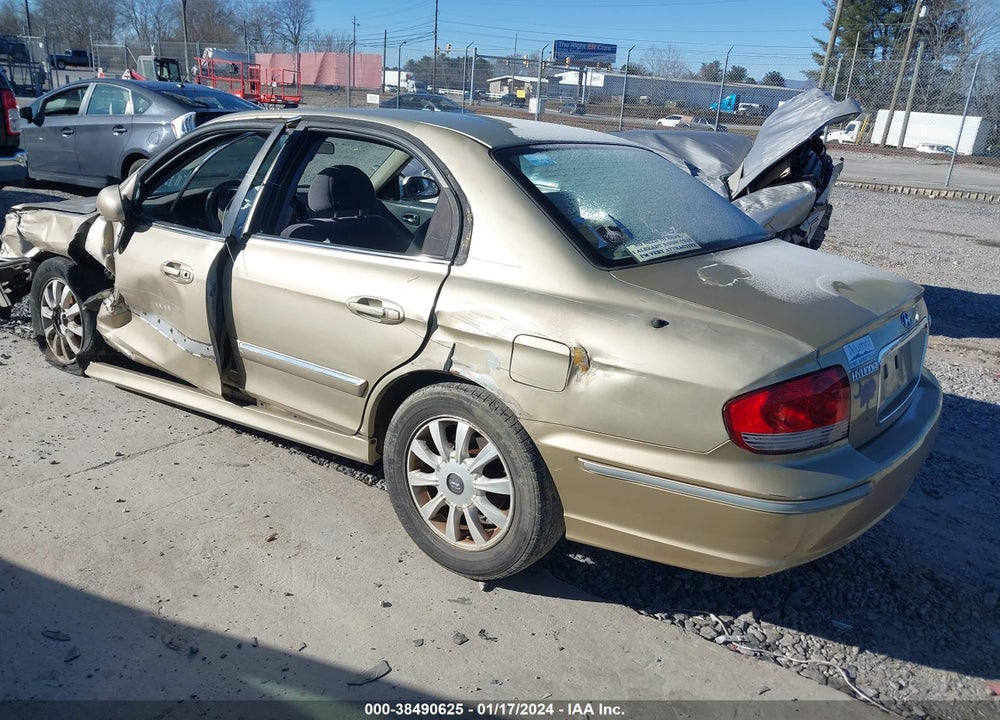 2004 HYUNDAI SONATA GLS/LX VIN: KMHWF35H04A975411