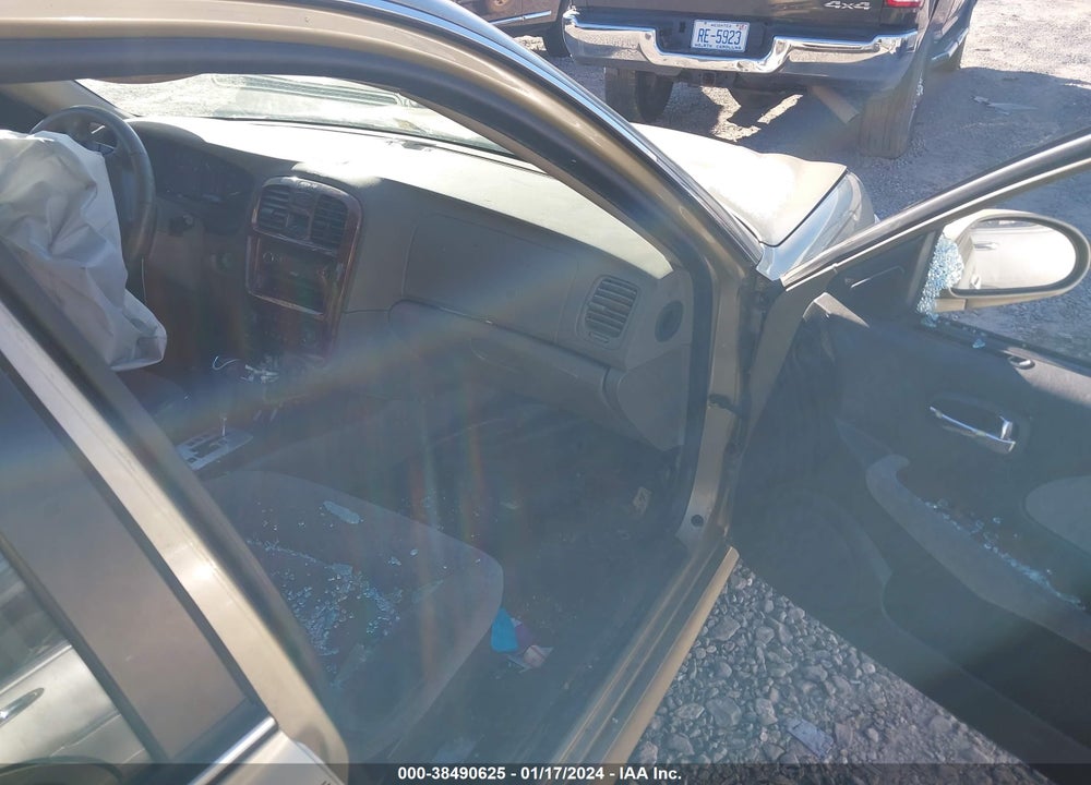 2004 HYUNDAI SONATA GLS/LX VIN: KMHWF35H04A975411