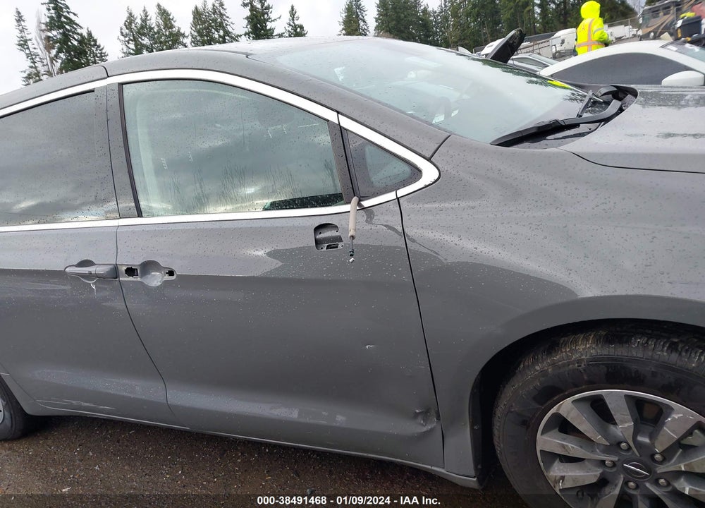 2023 CHRYSLER PACIFICA HYBRID TOURING L VIN: 2C4RC1L70PR603995