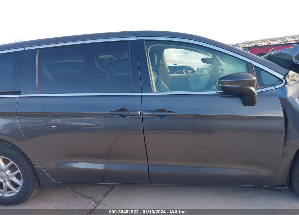 2023 CHRYSLER PACIFICA TOURING L VIN: 2C4RC1BG8PR546494