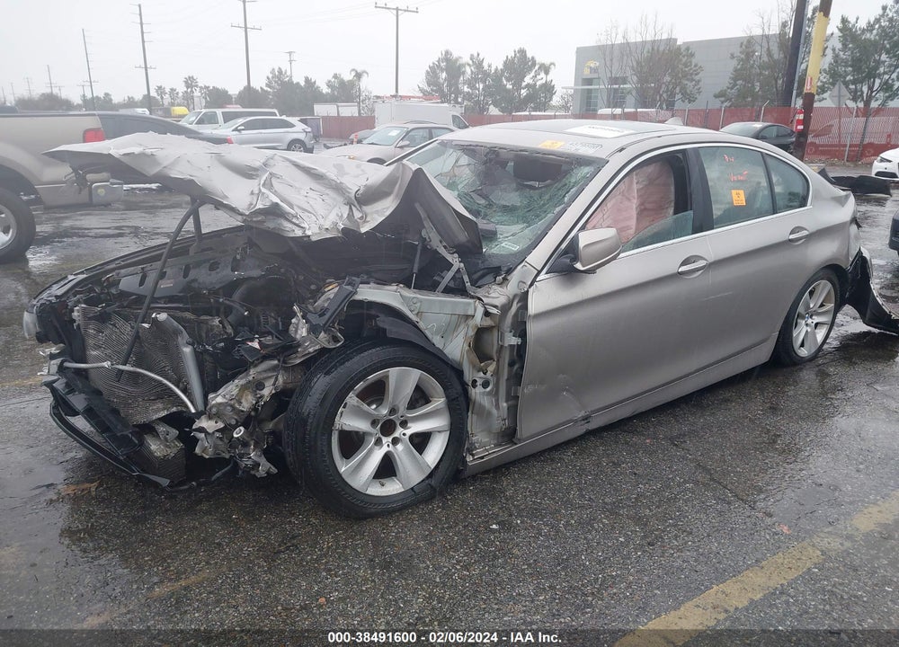 2013 BMW 528I VIN: WBAXG5C50DDY37910