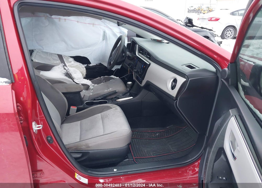 2019 TOYOTA COROLLA LE VIN: 2T1BURHE9KC162168