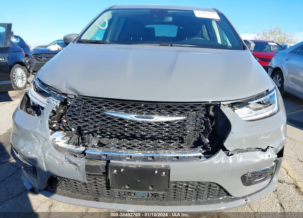 2023 CHRYSLER PACIFICA HYBRID TOURING L VIN: 2C4RC1L77PR570770