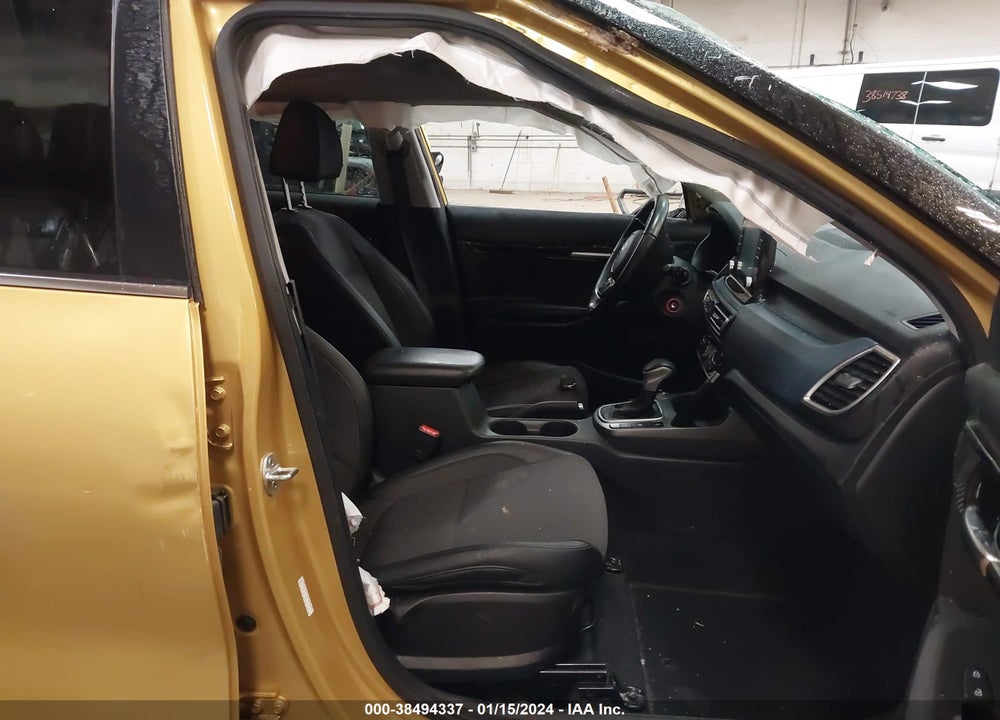 2021 KIA SELTOS VIN: KNDEUCAA5M7129691