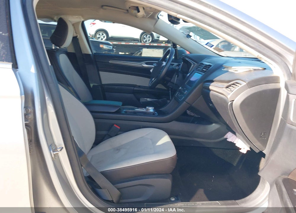 2020 FORD FUSION SE VIN: 3FA6P0HD6LR126421