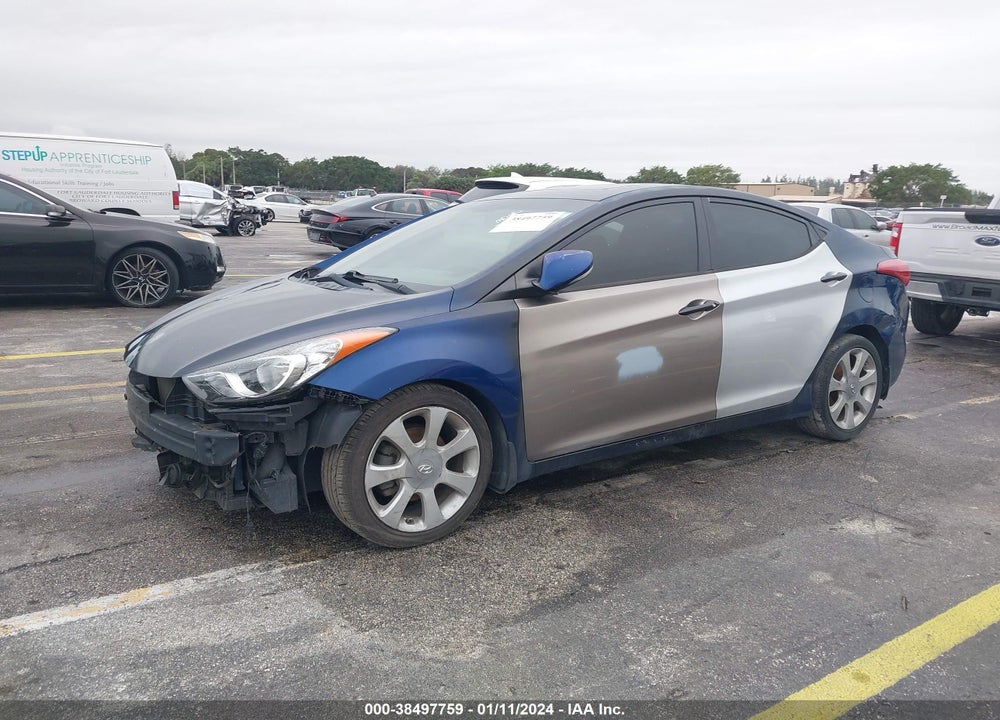 2013 HYUNDAI ELANTRA LIMITED (ULSAN PLANT) VIN: KMHDH4AE4DU747073