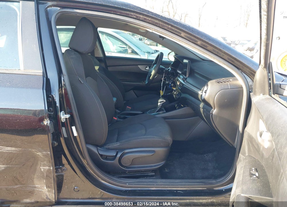 2019 KIA FORTE FE VIN: 3KPF24AD9KE110164