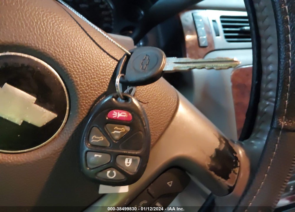2009 CHEVROLET TAHOE LT2 VIN: 1GNFK23039J120000