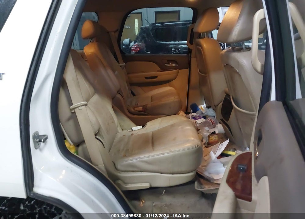 2009 CHEVROLET TAHOE LT2 VIN: 1GNFK23039J120000