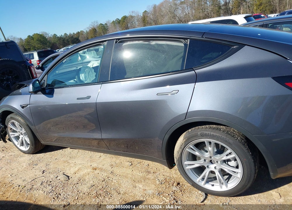 2023 TESLA MODEL Y AWD/LONG RANGE DUAL MOTOR ALL-WHEEL DRIVE VIN: 7SAYGAEE7PF903589