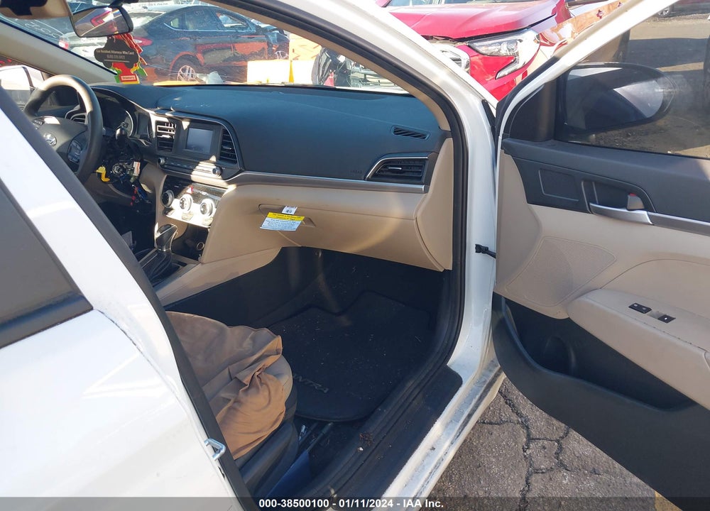 2019 HYUNDAI ELANTRA SE VIN: 5NPD74LF7KH470343