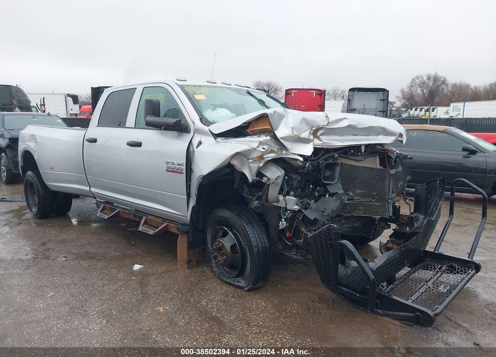 2017 RAM 3500 TRADESMAN  4X4 8' BOX VIN: 3C63RRGL2HG785983