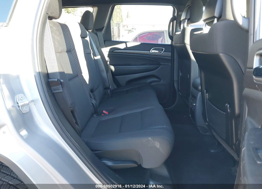 2018 JEEP GRAND CHEROKEE LAREDO E 4X2 VIN: 1C4RJEAG0JC193571