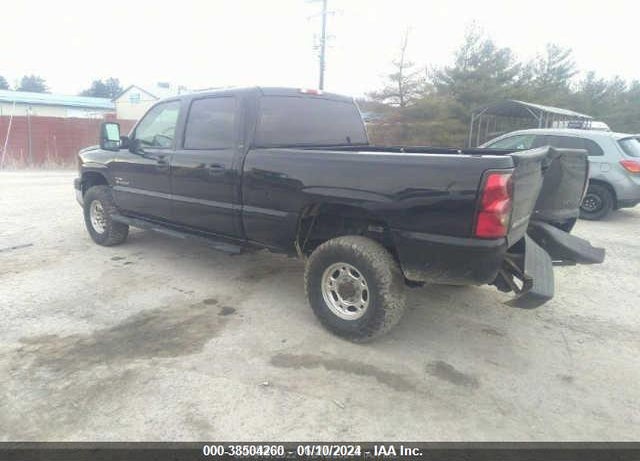 2005 CHEVROLET SILVERADO 2500HD LT VIN: 1GCHK23265F909192
