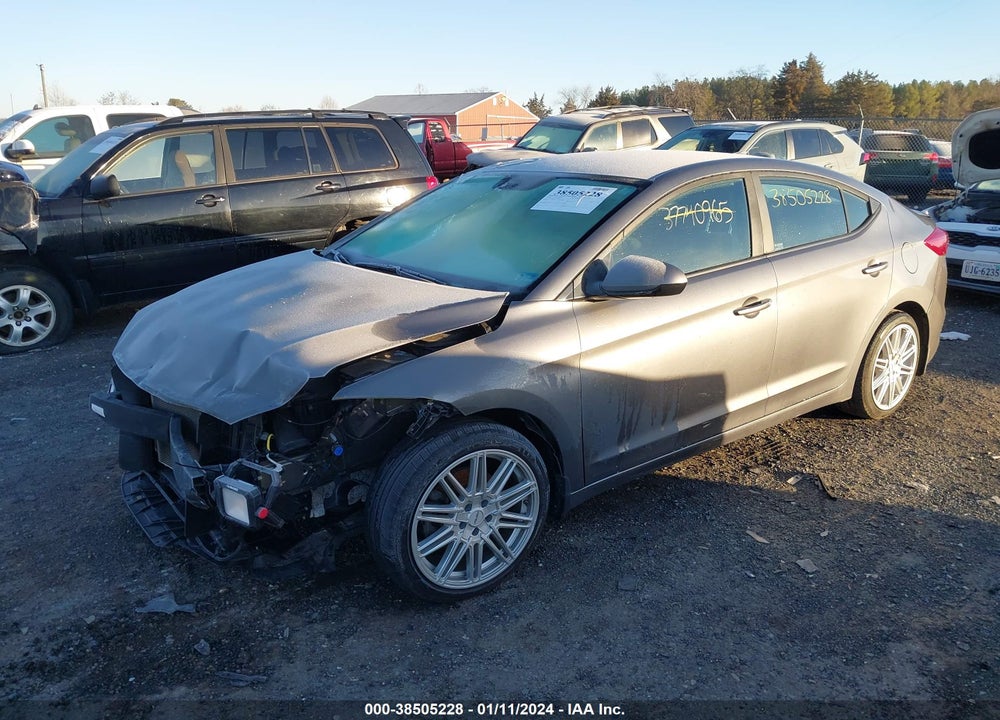 2018 HYUNDAI ELANTRA SE VIN: 5NPD74LF0JH389344