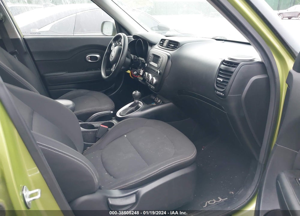 2015 KIA SOUL VIN: KNDJN2A25F7765108