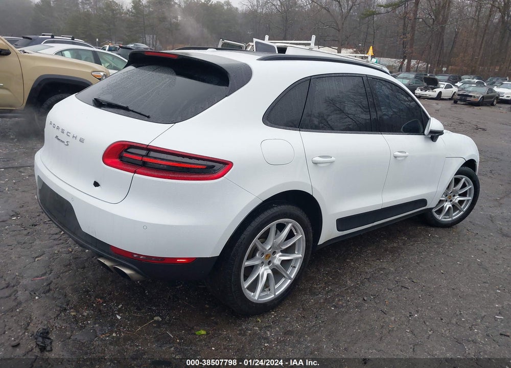 2018 PORSCHE MACAN S VIN: WP1AB2A53JLB32074