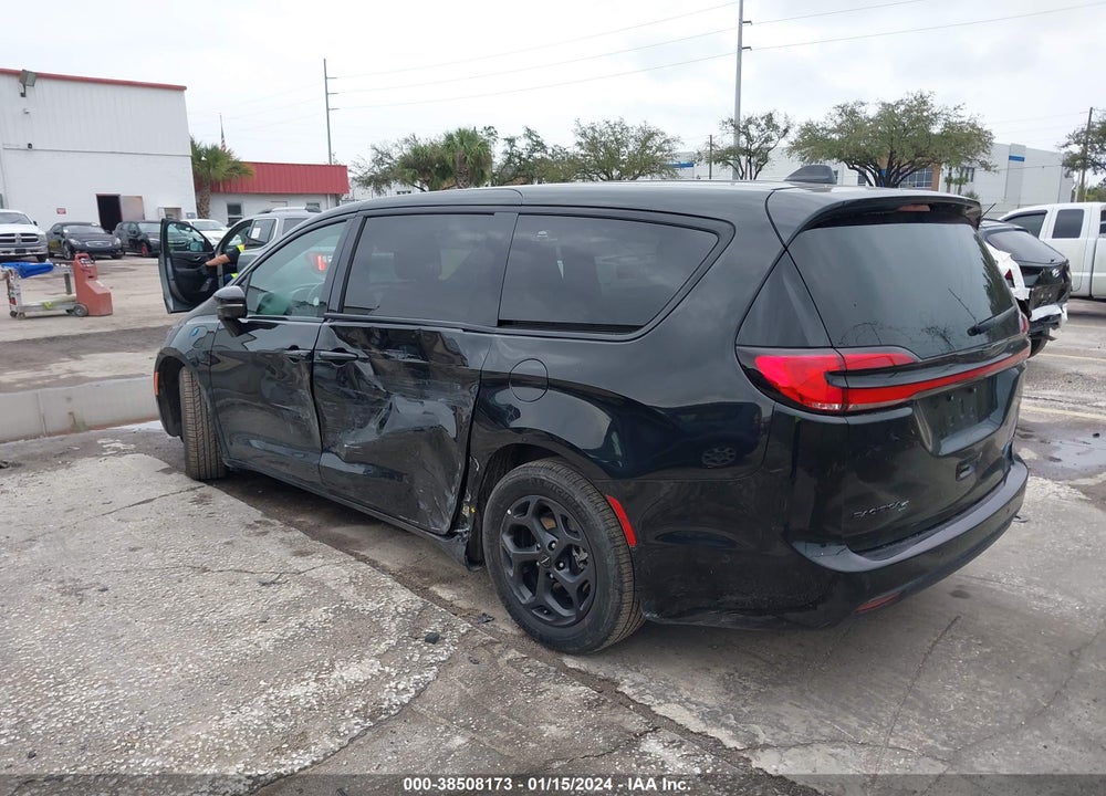 2022 CHRYSLER PACIFICA HYBRID TOURING L VIN: 2C4RC1L75NR130530