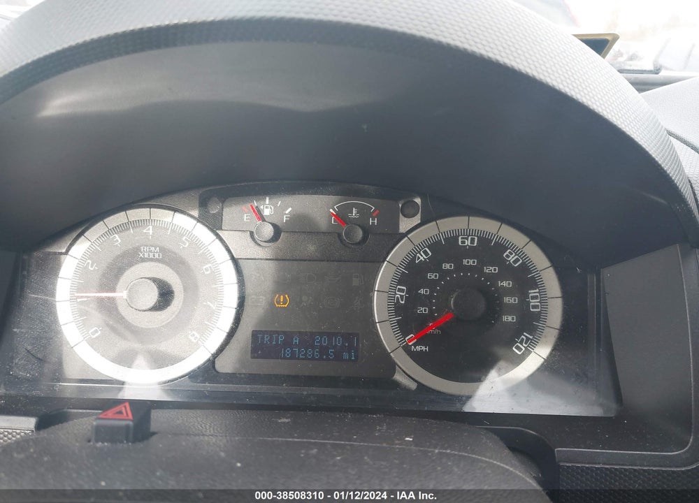 2009 FORD ESCAPE LIMITED VIN: 1FMCU04739KA94056