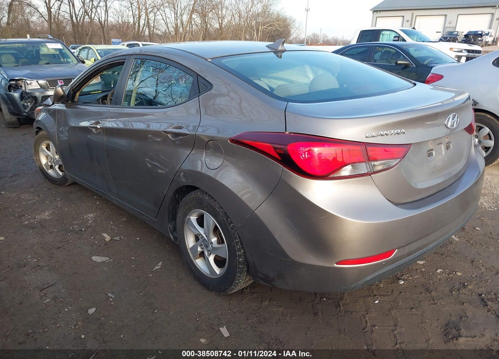 2015 HYUNDAI ELANTRA SE VIN: 5NPDH4AE9FH632258
