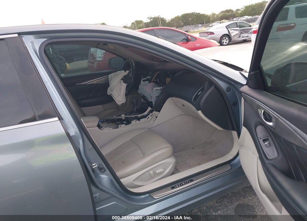 2014 INFINITI Q50 VIN: JN1BV7AP3EM681658