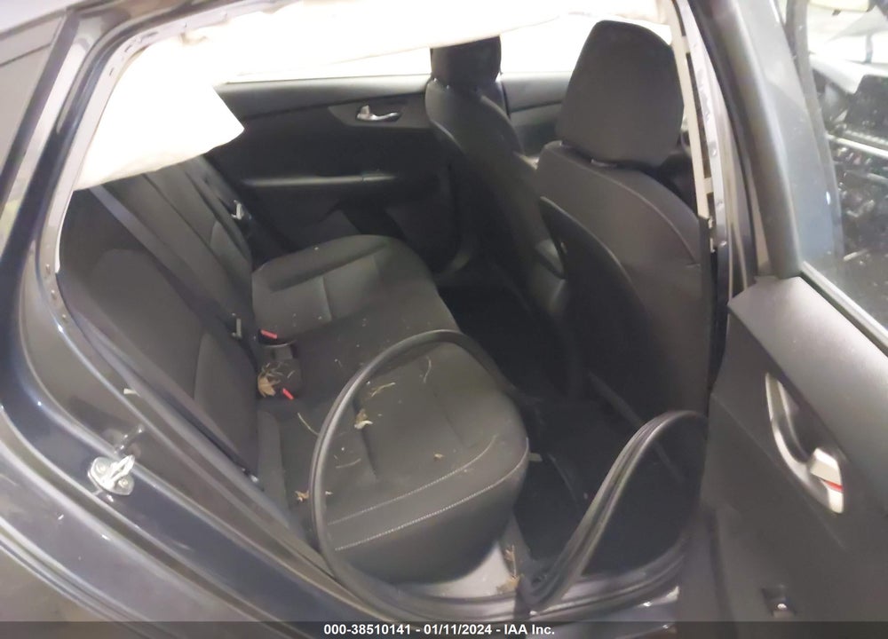2020 KIA FORTE LXS VIN: 3KPF24ADXLE194383