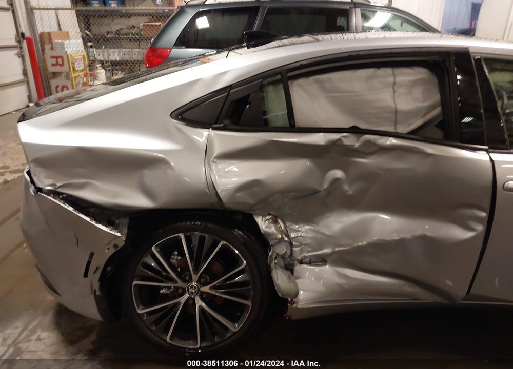 2023 TOYOTA PRIUS XLE AWD-E VIN: JTDADABU5P3006397