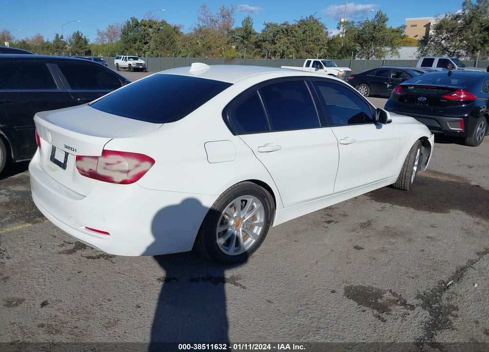 2018 BMW 320I VIN: WBA8E1G51JNU90722