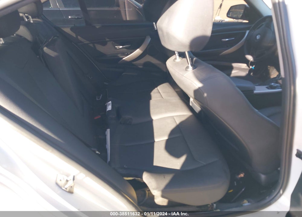 2018 BMW 320I VIN: WBA8E1G51JNU90722
