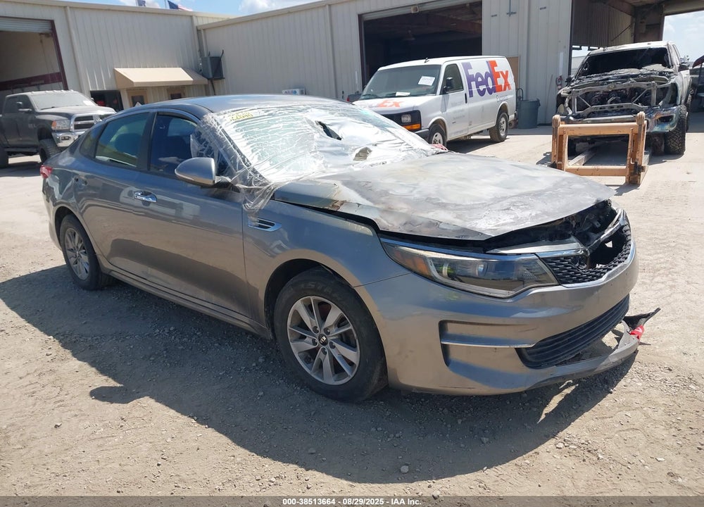 2016 KIA OPTIMA LX VIN: 5XXGT4L3XGG105107