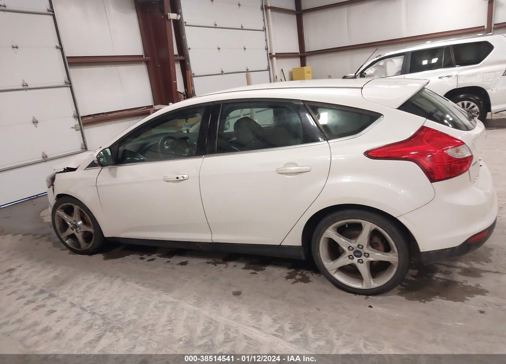 2013 FORD FOCUS TITANIUM VIN: 1FADP3N23DL295212
