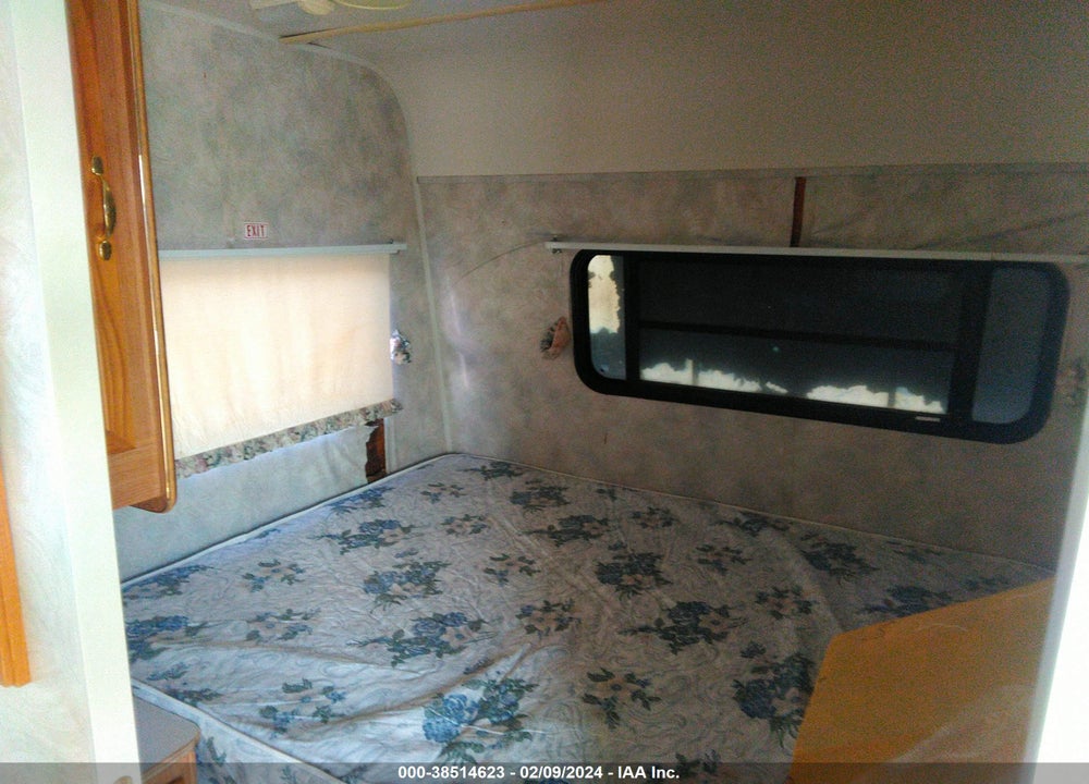 1996 COACHMEN CATALINA VIN: 1TC2B2565T1000770